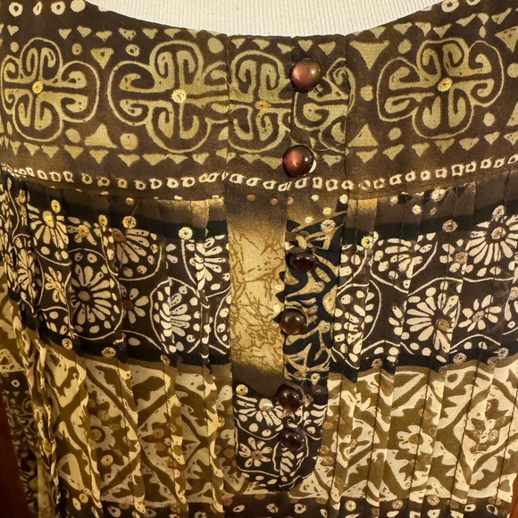 Dress Barn Size 24 Brown Floral Geo Sleeveless w/Pleats  & Metallic Accents.EUC - Picture 2 of 7